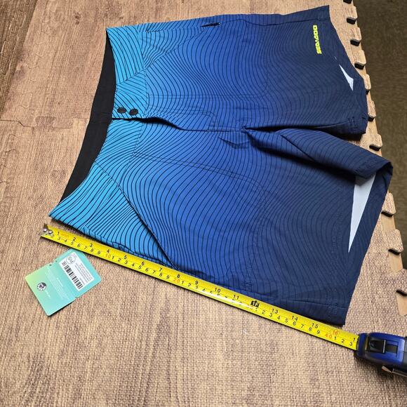 Sea-Doo Royal Blue Fade Striped Women's 6" Board Short Size Small NWT - Picture 3 of 14